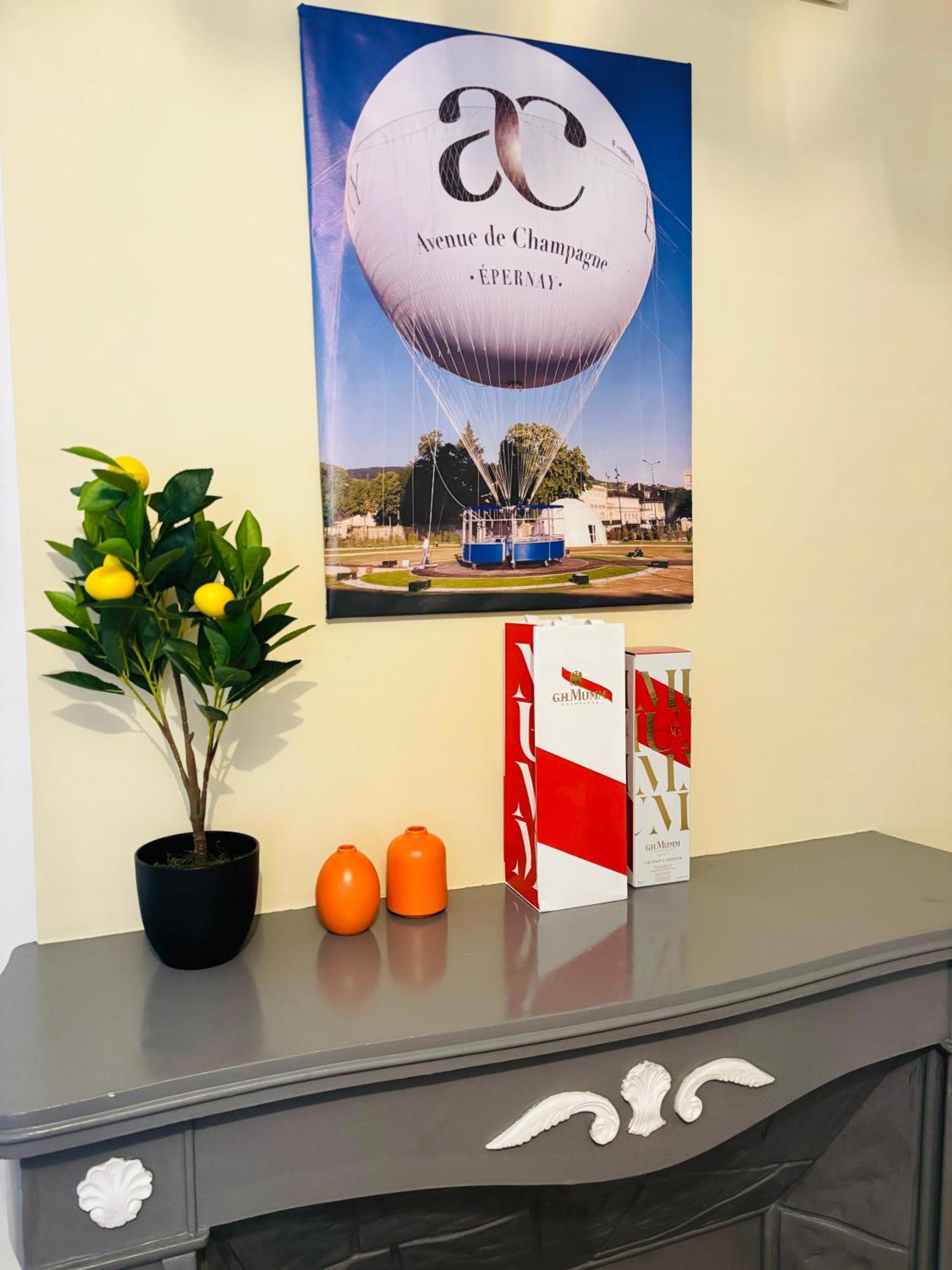 Apartment Le Veuve Clicquot *